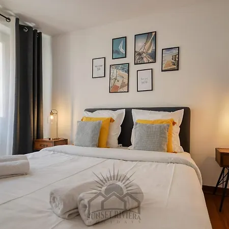 Le Carnot For 2 By Sunset *